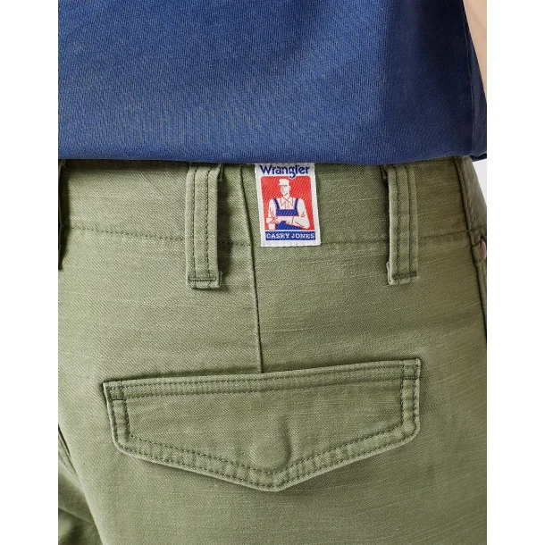 WRANGLER CARGO SHORTS  OLIVEN (REGULAR FIT) (F STR)