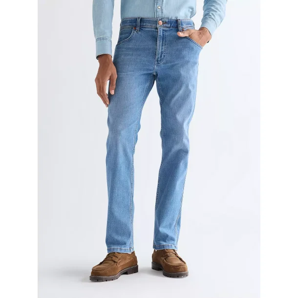 WRANGLER GREENSBORO JEANS (STRETCH) LYSEBL� (EKSTRA BL�D)