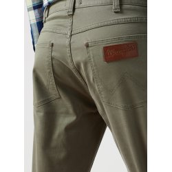 WRANGLER GREENSBORO JEANS STRETCH (SOMMER UDGAVE) DUSTY OLIVEN