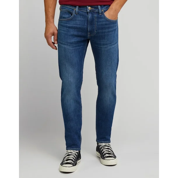 LEE LUKE SLIM TAPERED STRETCH BL  32/32