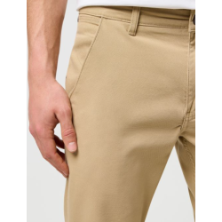 WRANGLER CHINO JEANS (SAND)