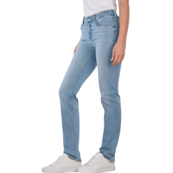 LEE MARION LYSEBL� 