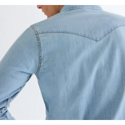 WRANGLER COWBOYSKJORTE  LYSEBL�