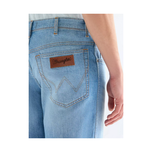 WRANGLER TEXAS  SHORTS  LYSEBL� (REGULAR FIT) 