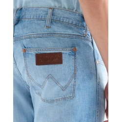 WRANGLER GREENSBORO JEANS (STRETCH) LYSEBL�