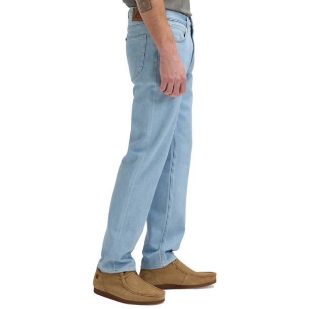LEE WEST RELAXED FIT  LYSEBL�