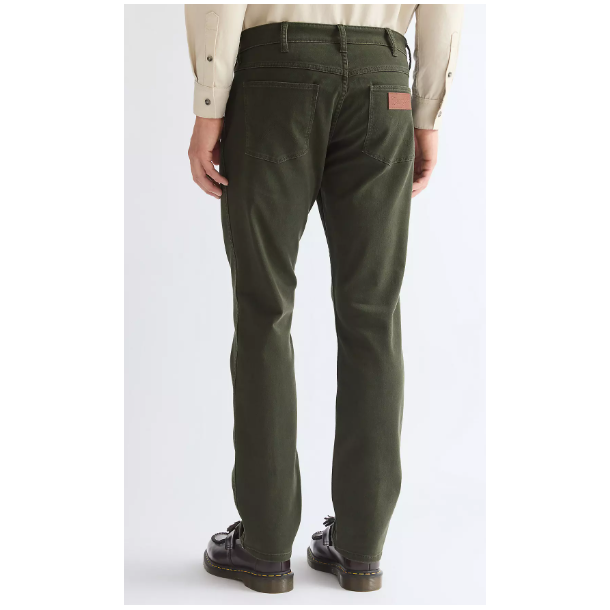 WRANGLER GREENSBORO JEANS STRETCH (VINTERBOMULD) GR�N