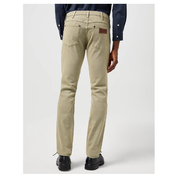 WRANGLER GREENSBORO JEANS STRETCH (SOMMER UDGAVE) DARK TEA