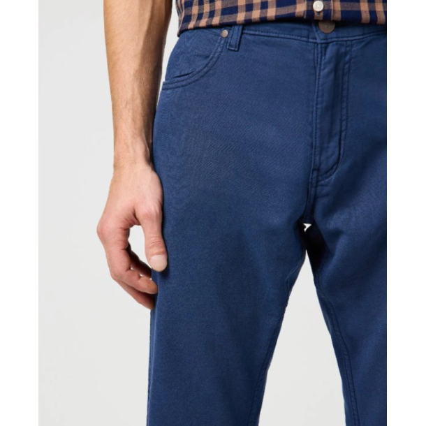  WRANGLER GREENSBORO JEANS STRETCH (SOMMER UDGAVE) NAVY 