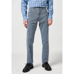 WRANGLER GREENSBORO JEANS STRETCH (SOMMER UDGAVE) DUSTY BLUE (KUN 33/32)