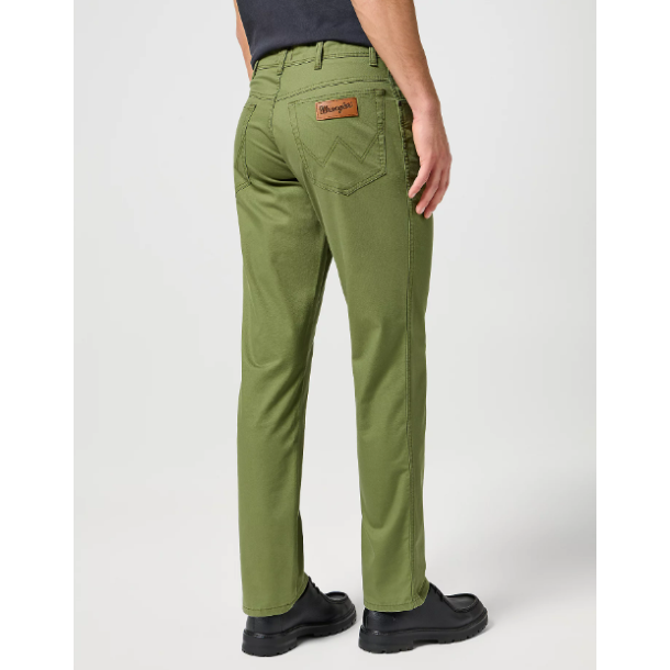 WRANGLER TEXAS JEANS STRETCH (VINTERBOMULD) DUSTY OLIVEN