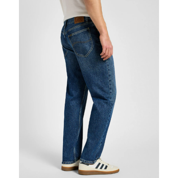 LEE OSCAR LOOSE TAPERED  BL�