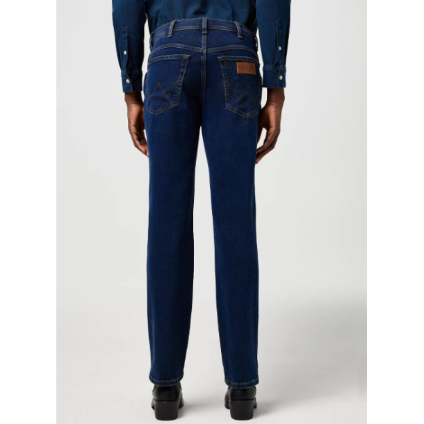 WRANGLER TEXAS JEANS STRETCH (EKSTRA BL�D) 