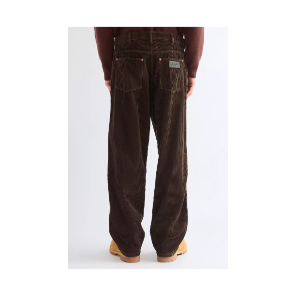 WRANGLER LOOSE FIT STRETCH FL�JL BRUN 