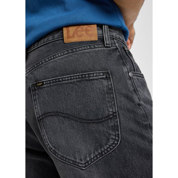 LEE ASHER  LOOSE FIT  BLACK STAR