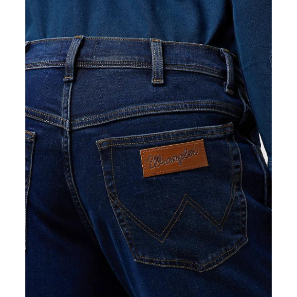 WRANGLER TEXAS JEANS STRETCH (EKSTRA BL�D) 