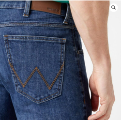 WRANGLER STRETCH JEANS (PASFORM SOM EN TEXAS)