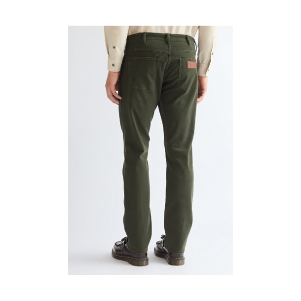 WRANGLER GREENSBORO JEANS STRETCH (VINTERBOMULD) GR�N