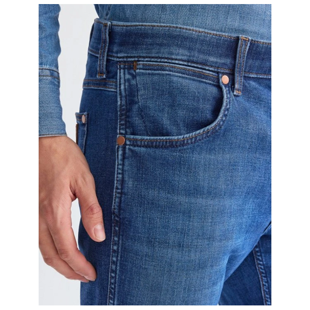WRANGLER GREENSBORO JEANS (STRETCH) BL� (EKSTRA BL�D)