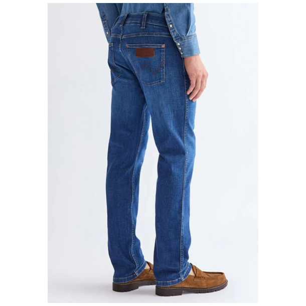WRANGLER GREENSBORO JEANS (STRETCH) BL� (EKSTRA BL�D)