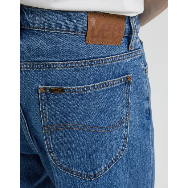 LEE OSCAR LOOSE TAPERED  BL (F STR.)