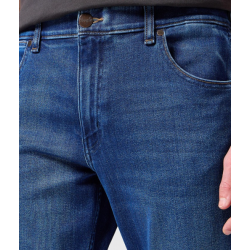 WRANGLER GREENSBORO JEANS (STRETCH) BL� (EKSTRA BL�D)