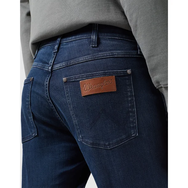 WRANGLER GREENSBORO JEANS (STRETCH) BL (EKSTRA BLD)